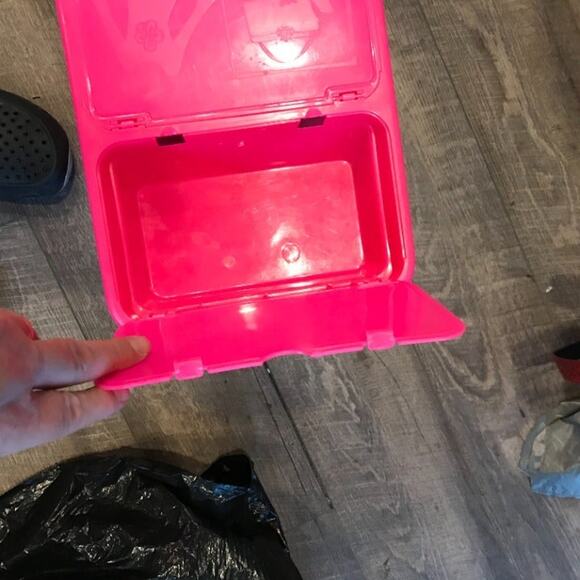 Barbies, Accessories & Wheeled Carrier - Picture 7 of 9